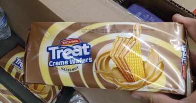 Britannia Treat Cream Wafers Hazelnut 150g